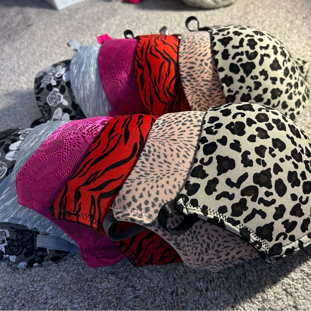 Colorful Patterned Bras Collection - Picture 2 of 3